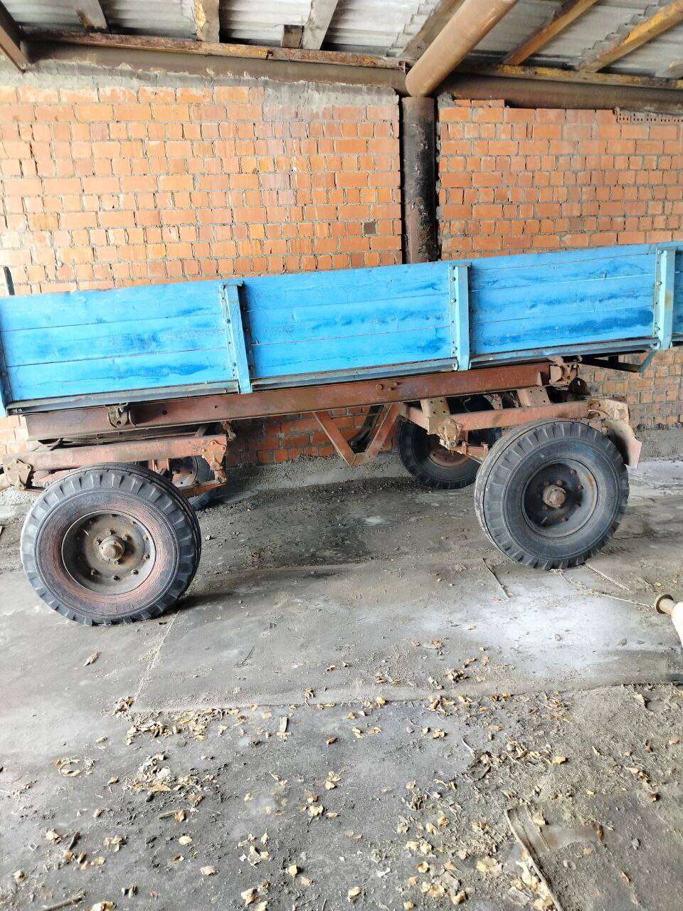 Продается тракторный прицеп 2ПТС-4 Продается тракторный прицеп 2ПТС-4