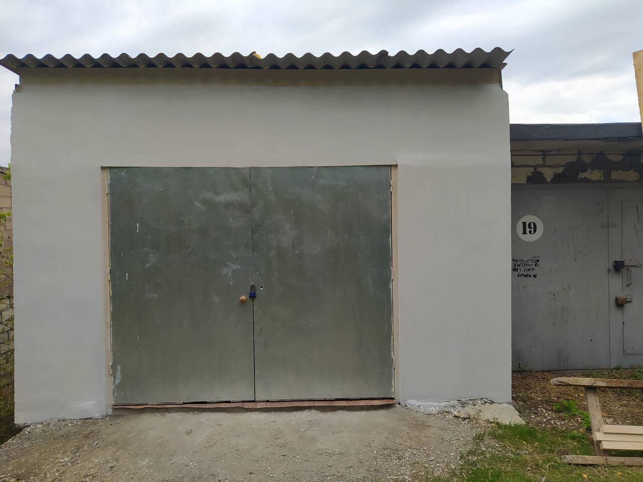 Гараж 50 квадратных метров. 3 этажа. 