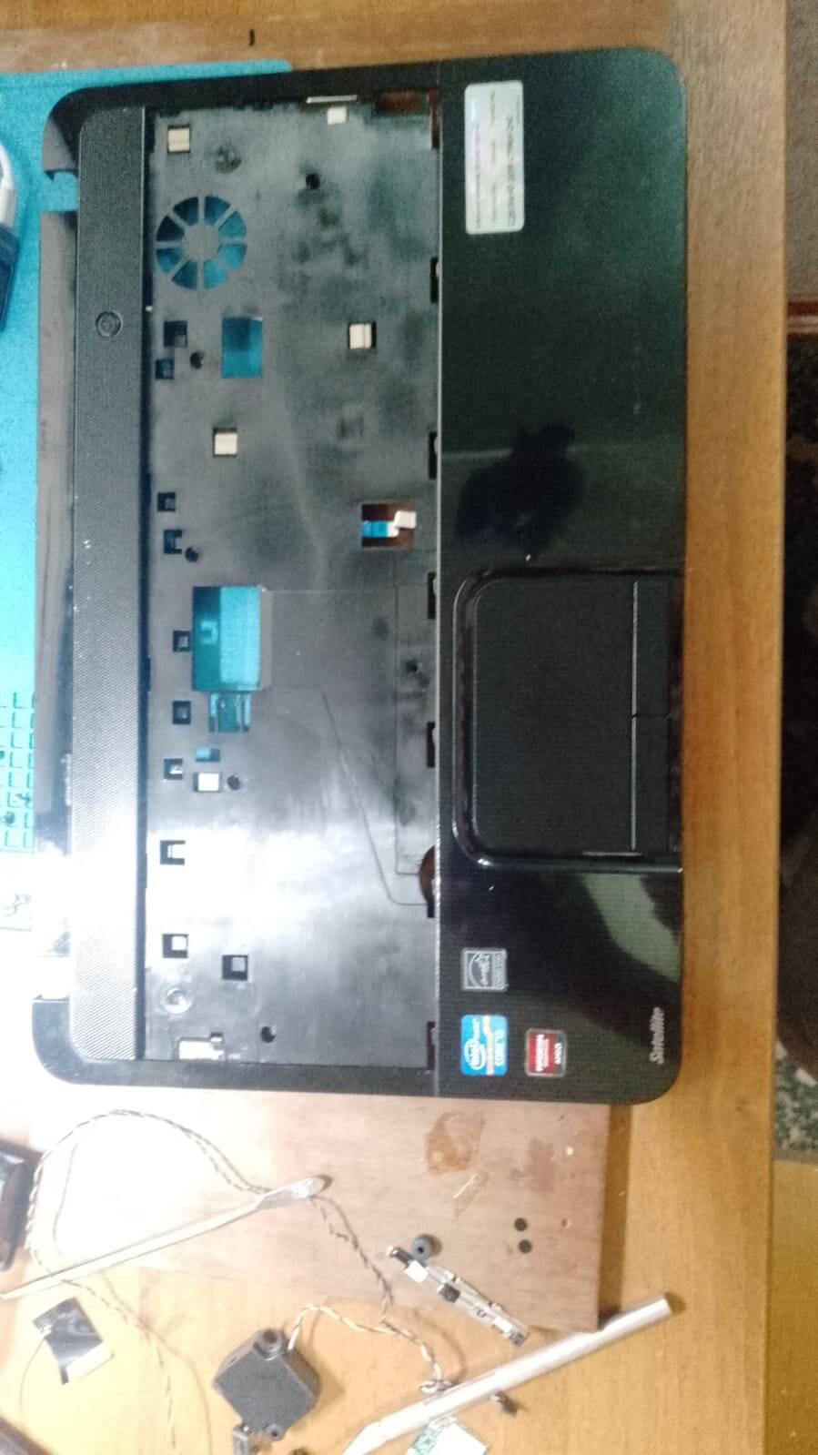 Запчасти для ноутбука Toshiba Satellite L850-DLK