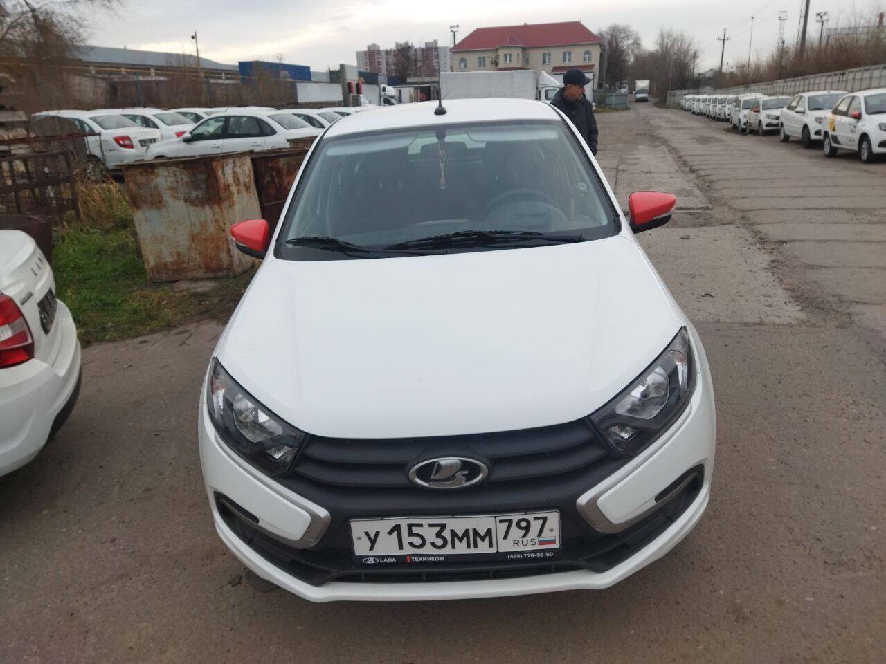 Аренда авто под такси Лада Гранта 6/1, газ, бензин