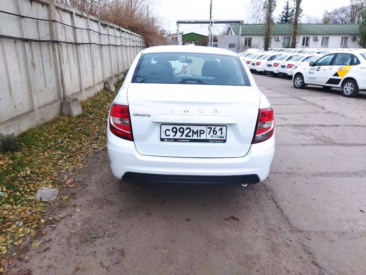 Аренда авто под такси Лада Гранта 6/1, газ, бензин в Воронеже фото 2 Услуги Воронеж