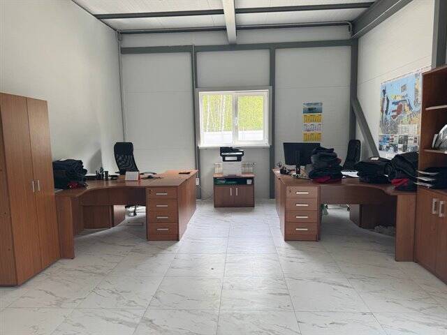 Аренда отапливаемых ангаров 1300 м2 и 1500 м2 с двумя кран-балками на 5 т