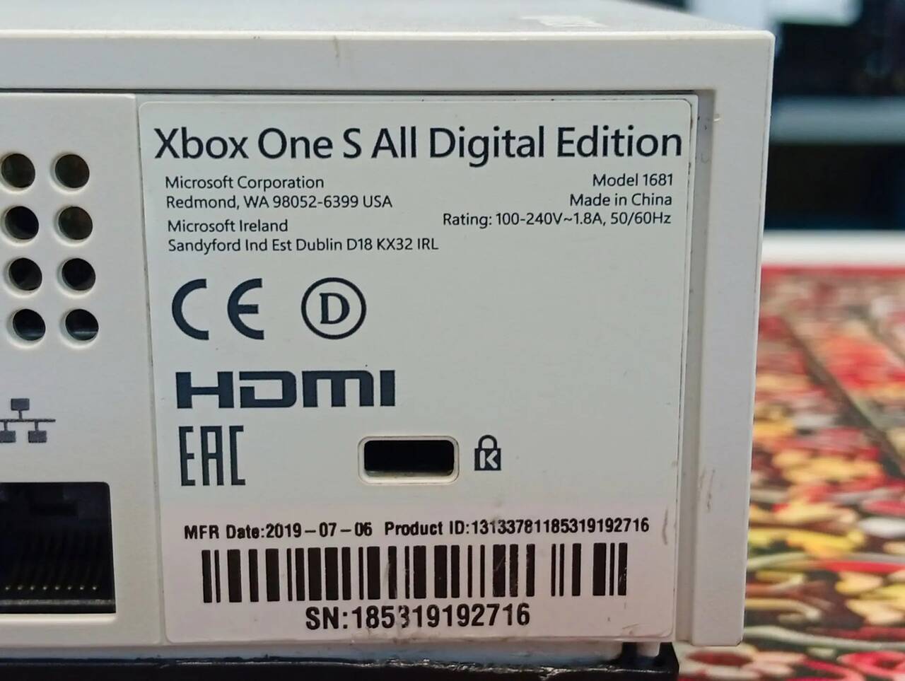 Консоль игровая Xbox One S 1000 Gb в Ужуре фото 3 Бытовая электроника Ужур