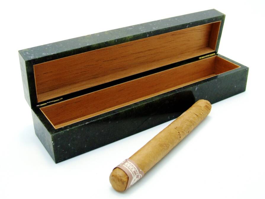 Футляр - Хьюмидор (Humidor) для сигары. Тигровое Железо.   в Москве фото 2 Увлечения и отдых Москва