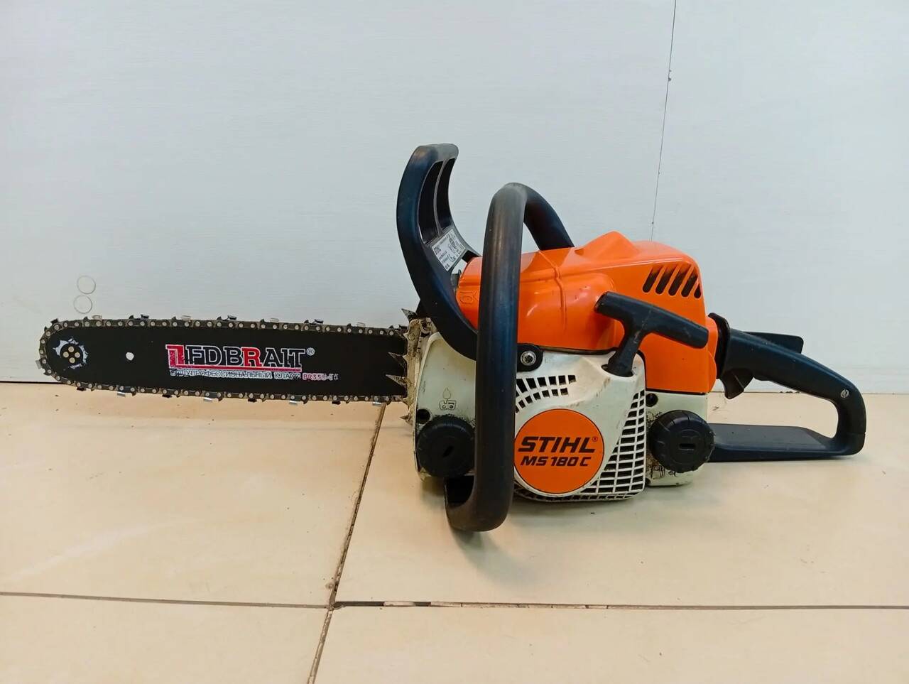 Бензопила Stihl MS 180
