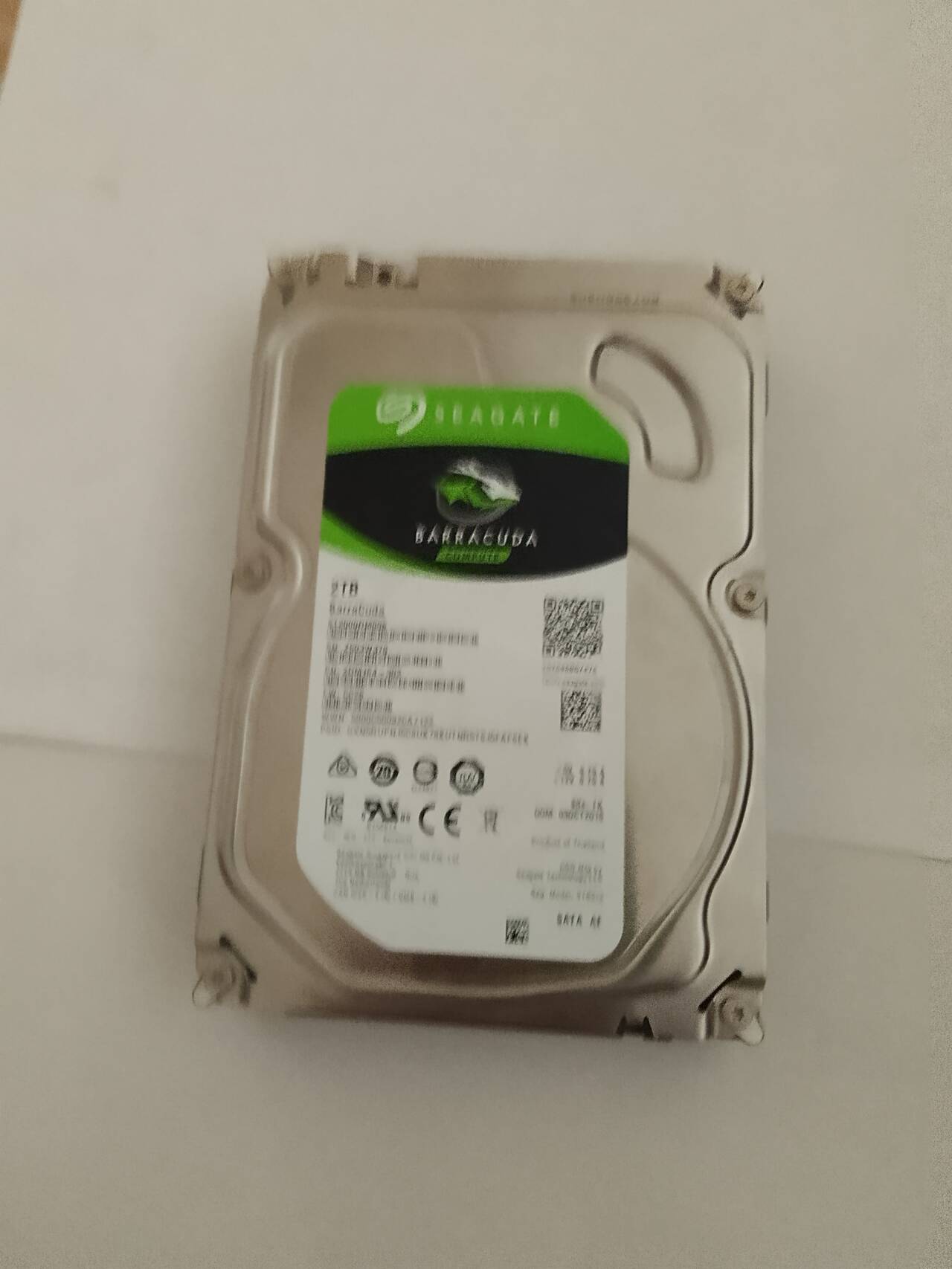 новый Hdd sata накопитель 2 Тб