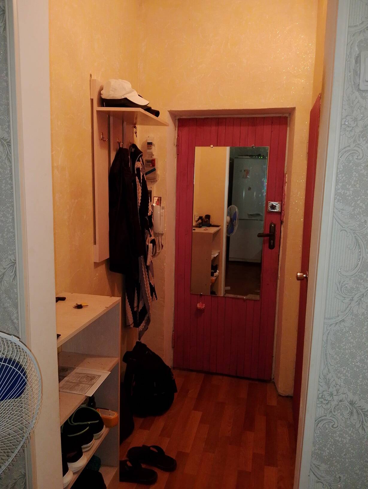 Продам 2-х ком.квартиру пл.37 кв.м., 4/4, Пятигорск, пл. Ленина 6          в Пятигорске фото 3 Недвижимость Пятигорск