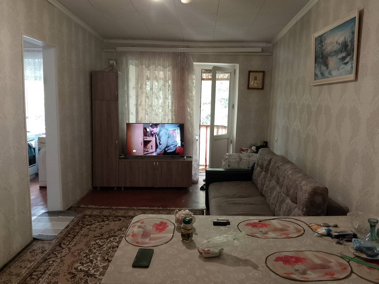 Продам 2-х ком.квартиру пл.37 кв.м., 4/4, Пятигорск, пл. Ленина 6         