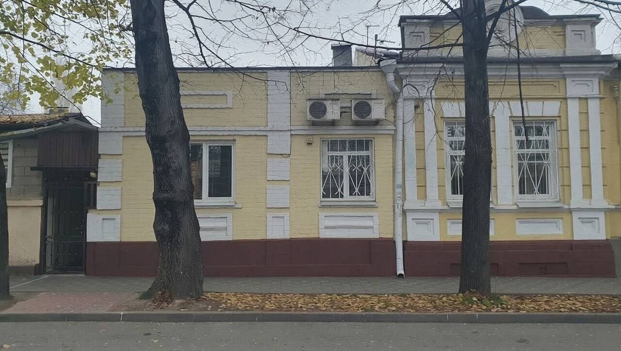 Продам помещение пл. 56 кв.м., Пятигорск, пр-т Кирова 92
