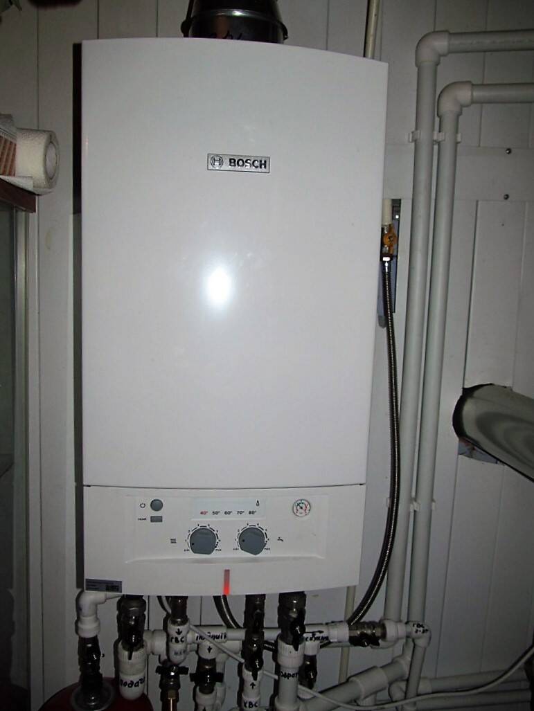 Настенный газовый котел BOSCH серии GAZ 6000 W. в Саратове фото 6 Для дома и дачи Саратов