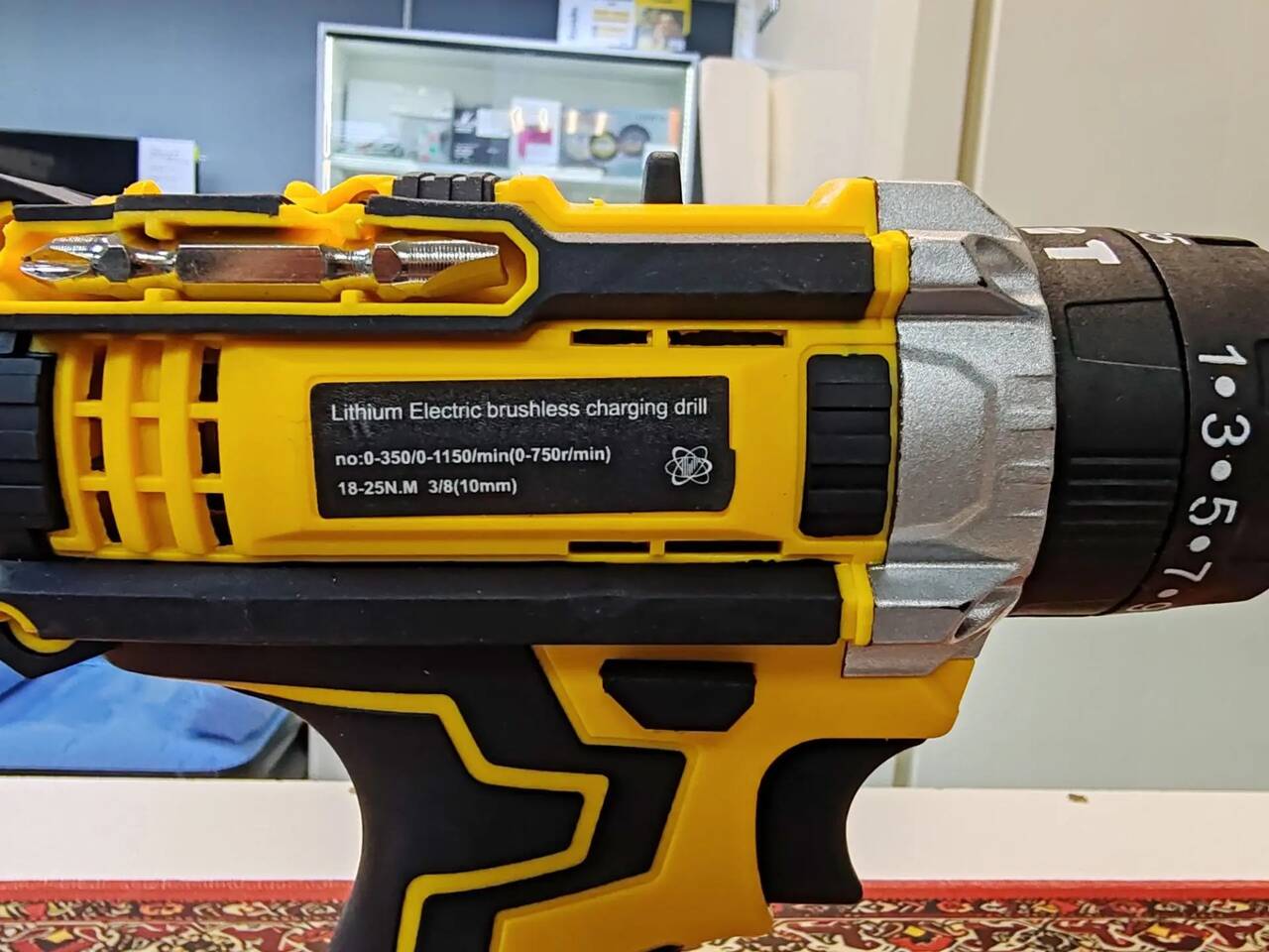 Новый Шуруповерт Аккумуляторный DeWALT 18-25 в Ужуре фото 3 Для дома и дачи Ужур