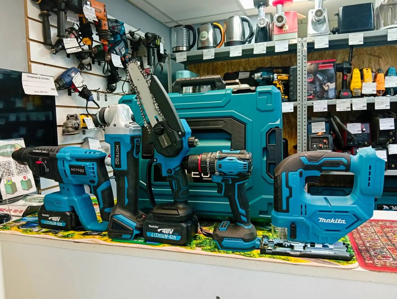 Новый Набор Аккумуляторный Makita Motego 5 в 1