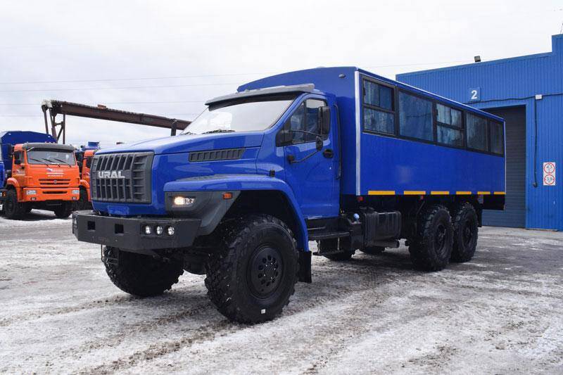 Вахтовый автобус УРАЛ