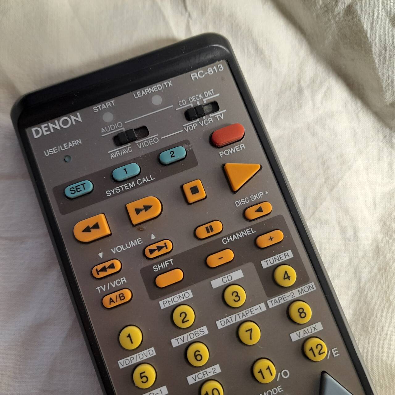 Пульт DENON. RC-813  в Челябинске фото 2 Бытовая электроника Челябинск