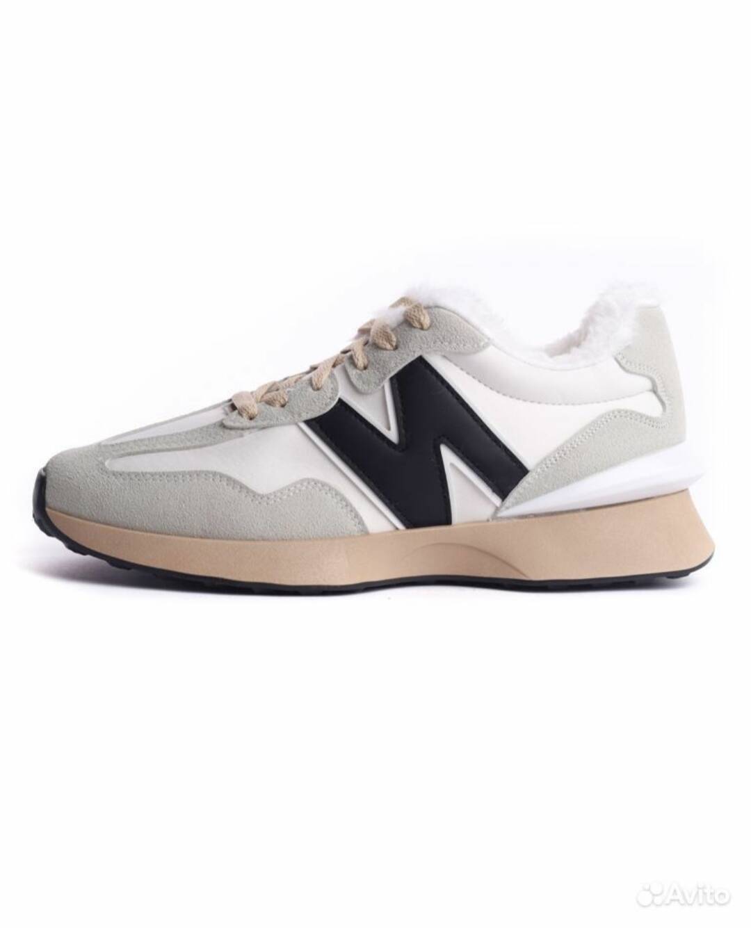 Кроссовки женские  в Казани фото 3 Личные вещи Казань