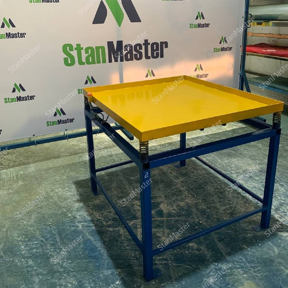 Вибростол для тротуарной плитки 1000×900 в Саратове фото 5 Услуги Саратов Вибростол для тротуарной плитки 1000×900 в Саратове фото 5 Услуги Саратов