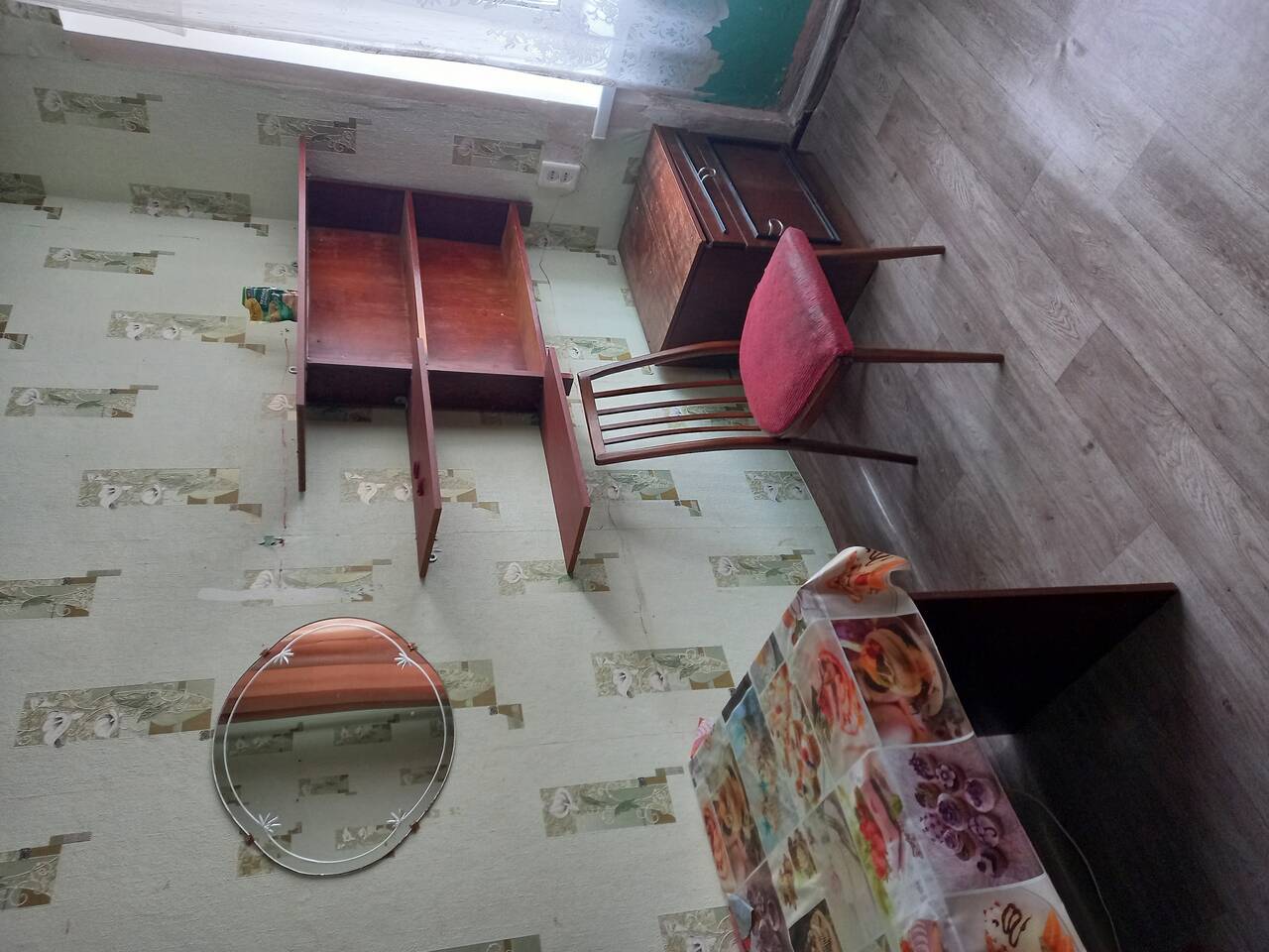 Сдам комнату 12.3 кв м,в Энгельсе,район Покровского рынка в Энгельсе фото 2 Недвижимость Энгельс