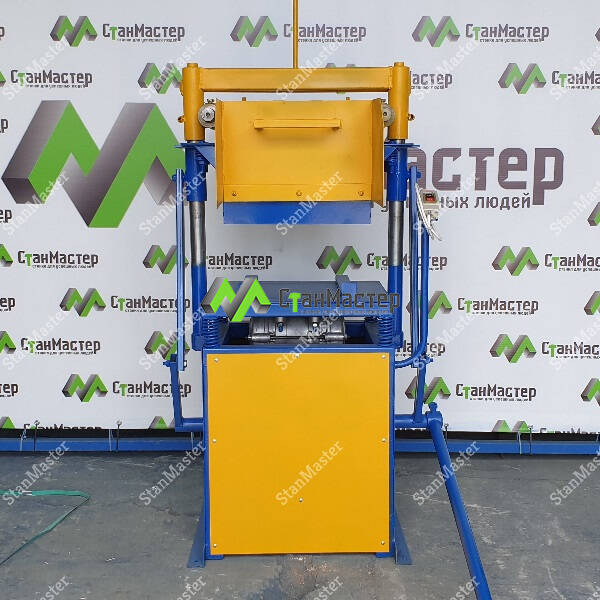 Вибропресс для блоков Прессовщик-Лидер в Москве фото 2 Услуги Москва