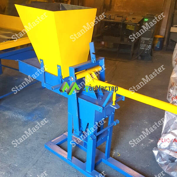 Станок для лего кирпича ЛК-2 в Москве фото 3 Услуги Москва