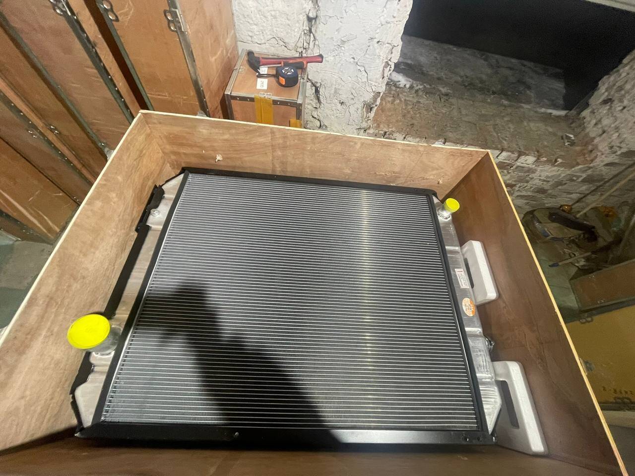 "Радиатор охлаждения водяной 11N6-43021 Hyundai " в Екатеринбурге фото 1 Транспорт Екатеринбург