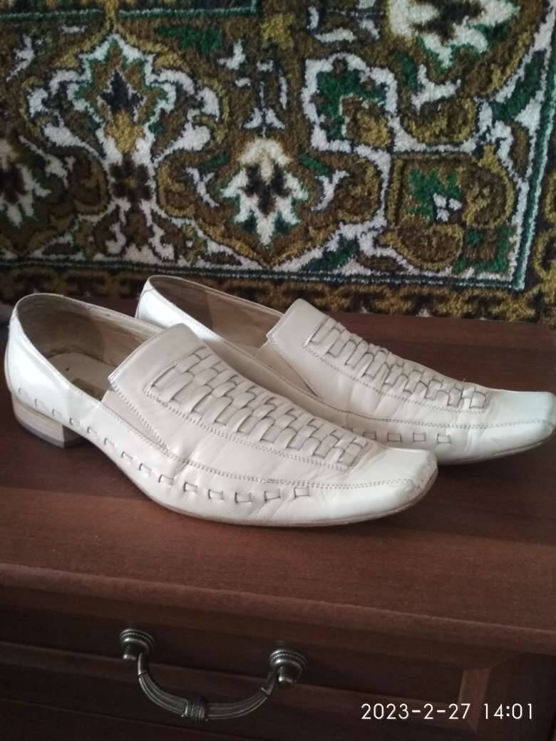 продам мужские кожа летние туфли 41-42 б/у Италия фирма CVCover в Новосибирске фото 3 Личные вещи Новосибирск