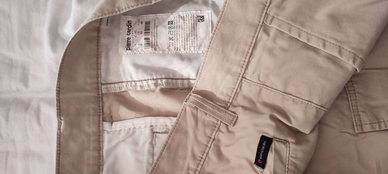 Продам новые мужские шорты тонкий джинс 52/170 по талии 90-92 см, длина по боковому шву 54 см фирма Pierre Cardin в Новосибирске фото 3 Личные вещи Новосибирск