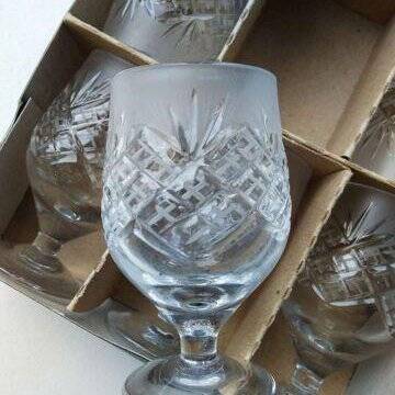 Продам новый набор Дьяковский хрусталь Азалия ручная работа 6 рюмок в упаковке.