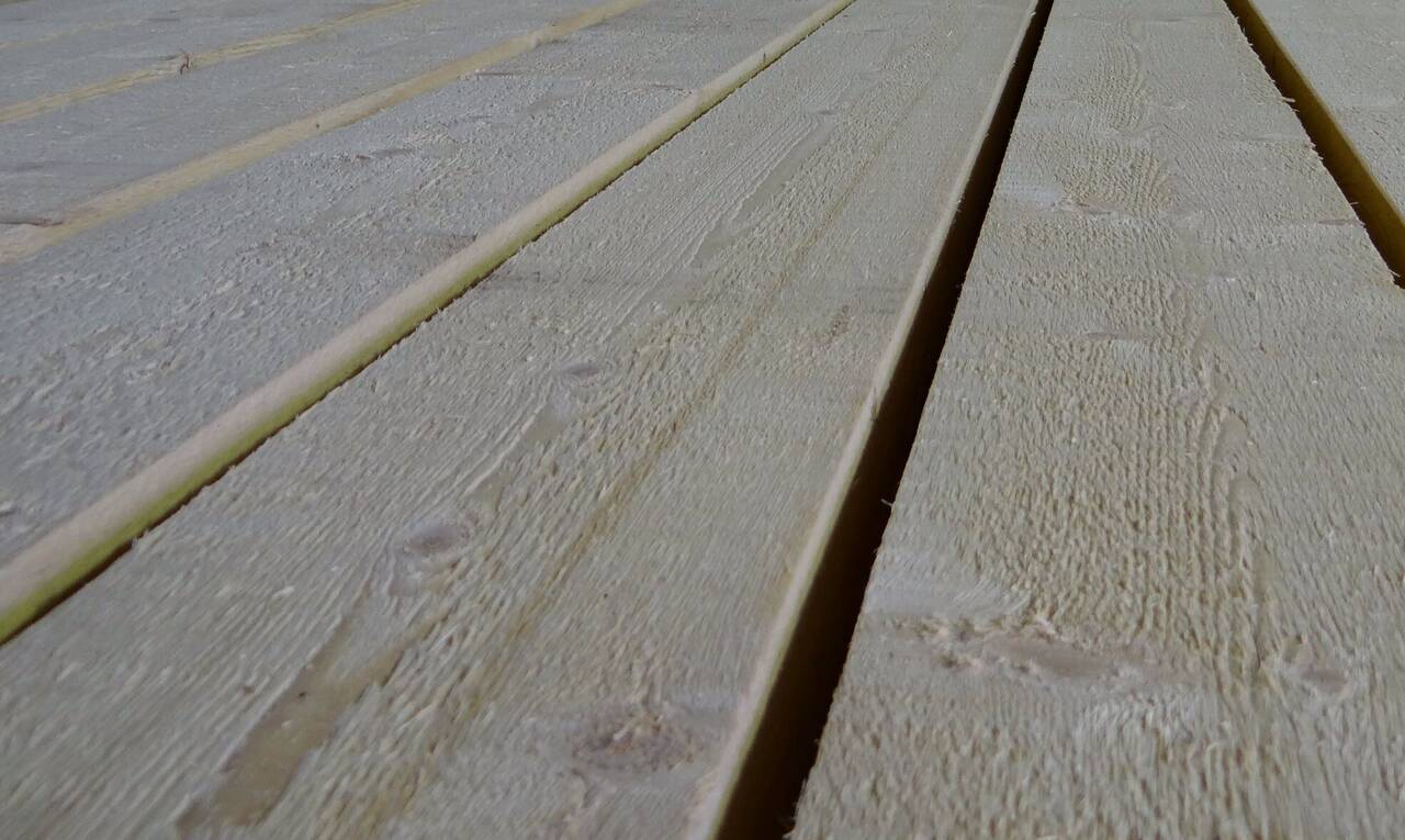 Пиломатериалы обрезные из сосны, ели: строганные, не строганные. в Санкт-Петербурге фото 4 Для дома и дачи Санкт-Петербург