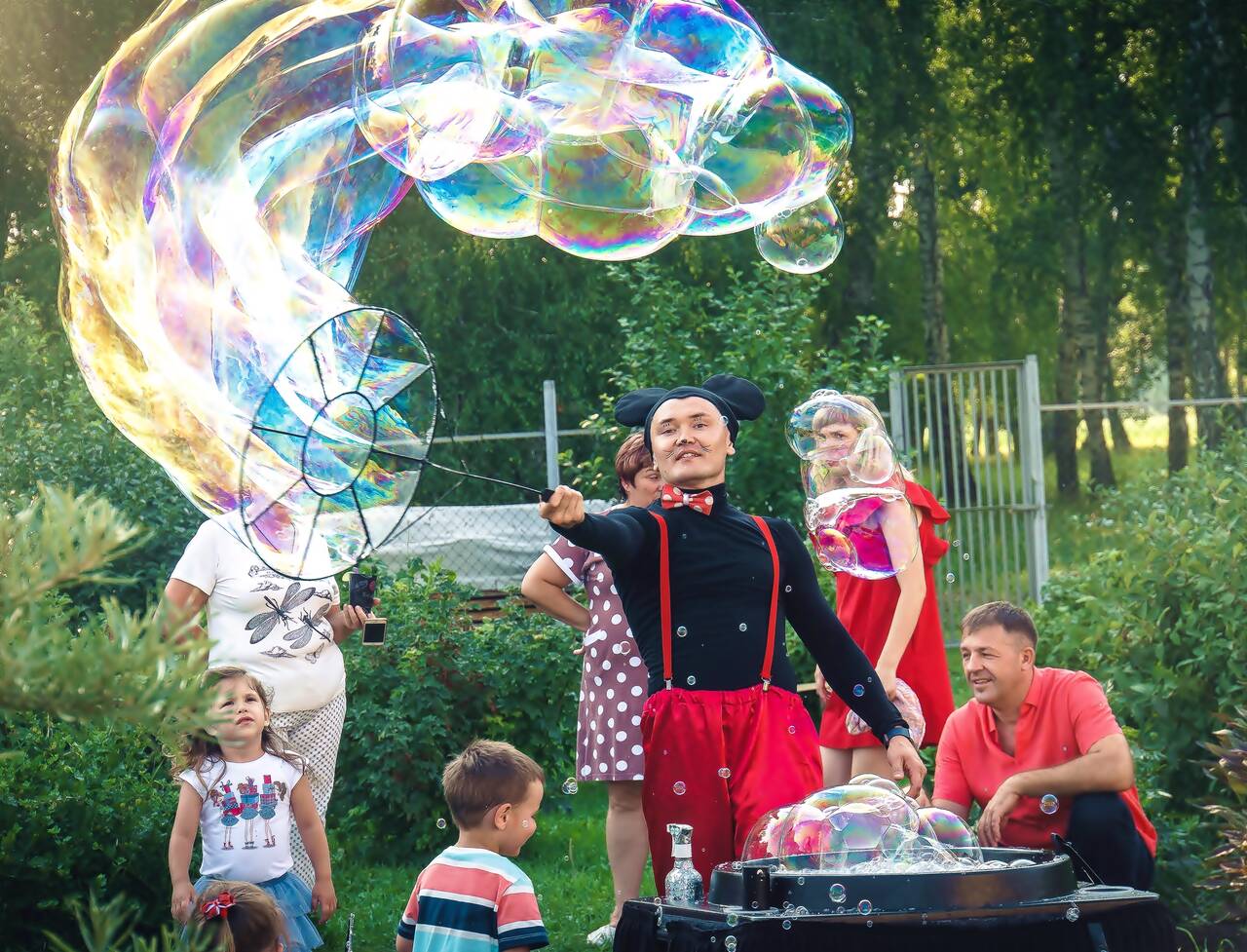 Шоу мыльных пузырей в Омске фото 2 Услуги Омск Шоу мыльных пузырей в Омске фото 2 Услуги Омск
