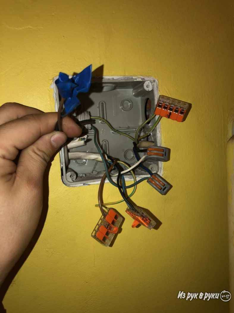 Рольставни, секционные ворота- Ремонт, установка, наладка в Москве фото 5 Услуги Москва Рольставни, секционные ворота- Ремонт, установка, наладка в Москве фото 5 Услуги Москва