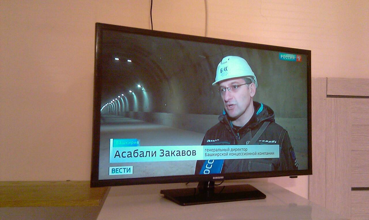 телевизор 32 дюйма samsung в Новороссийске фото 3 Бытовая электроника Новороссийск