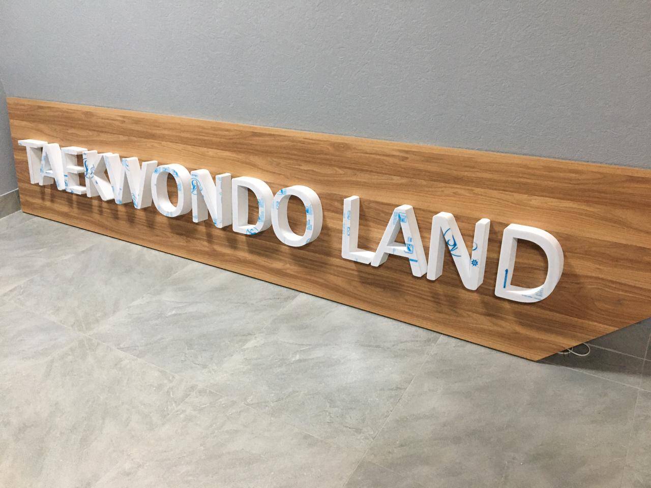 Изготовление наружной световой рекламы во Владивостоке фото 7 Услуги Владивосток