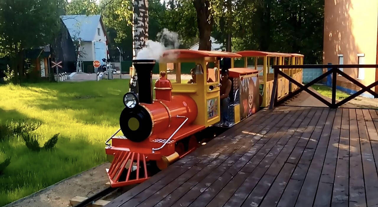 Аттракцион паровозик, аттракцион паровозик купить, рельсовый паровоз, поезд для парка в Москве фото 4 Транспорт Москва Аттракцион паровозик, аттракцион паровозик купить, рельсовый паровоз, поезд для парка в Москве фото 4 Транспорт Москва