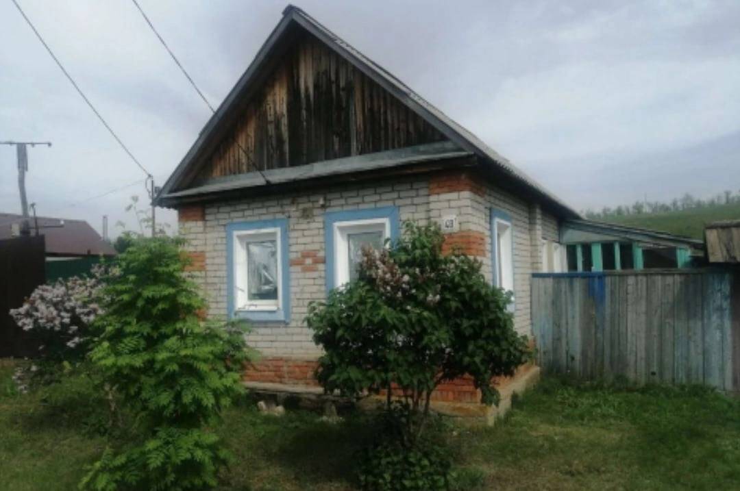 Дом 48м на участке 21 сот.