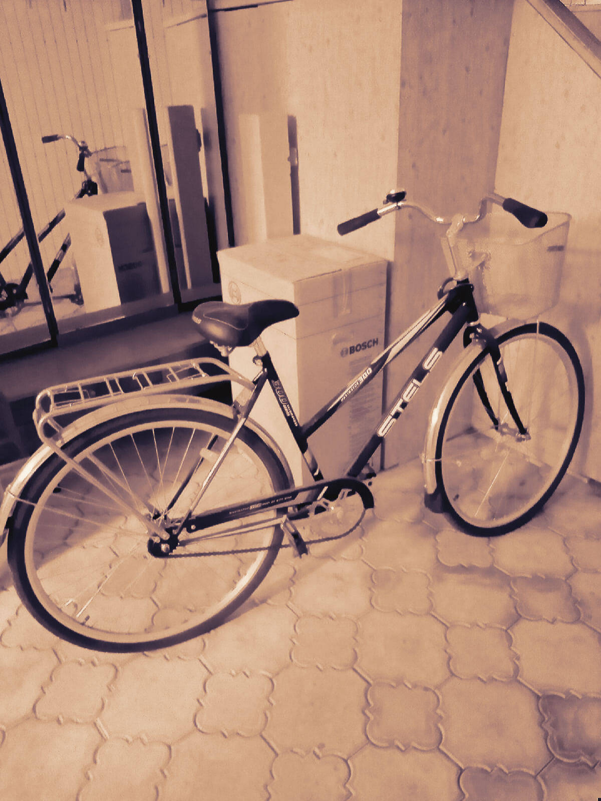 Продаётся велосипед для женщин! Состояние нового! в Артемовском фото 1 Увлечения и отдых Артемовский Продаётся велосипед для женщин! Состояние нового! в Артемовском фото 1 Увлечения и отдых Артемовский