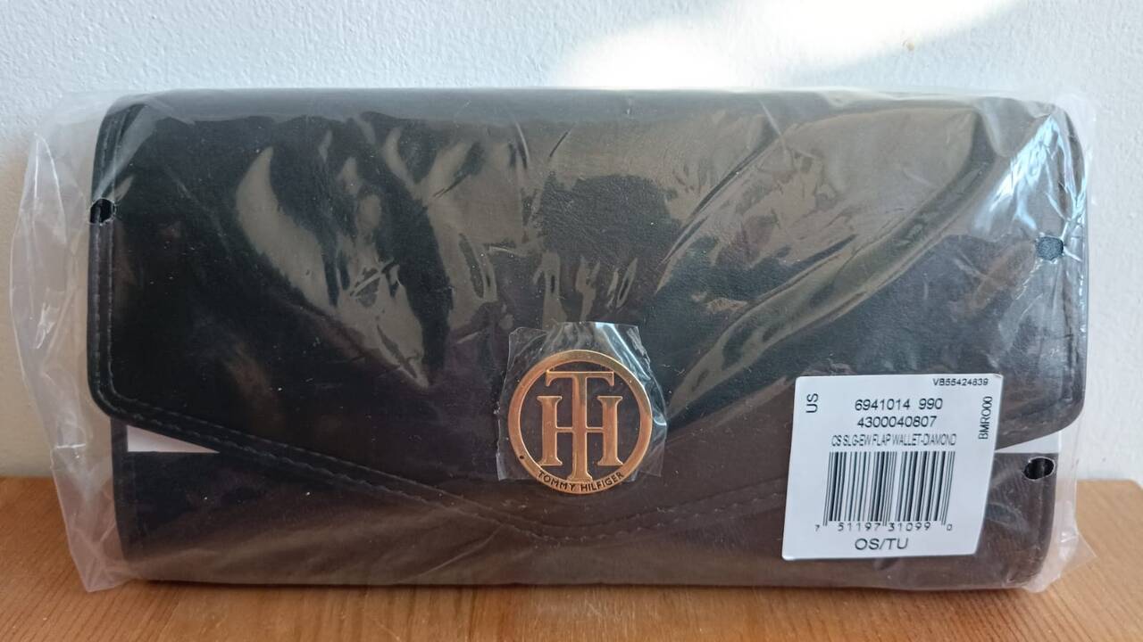 Женский кошелек Tommy hilfiger Женский кошелек Tommy hilfiger