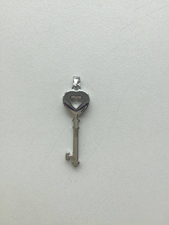 Кулон подвеска новый ключ sunlight лак розовый бижутерия топ в Москве фото 3 Личные вещи Москва Кулон подвеска новый ключ sunlight лак розовый бижутерия топ в Москве фото 3 Личные вещи Москва