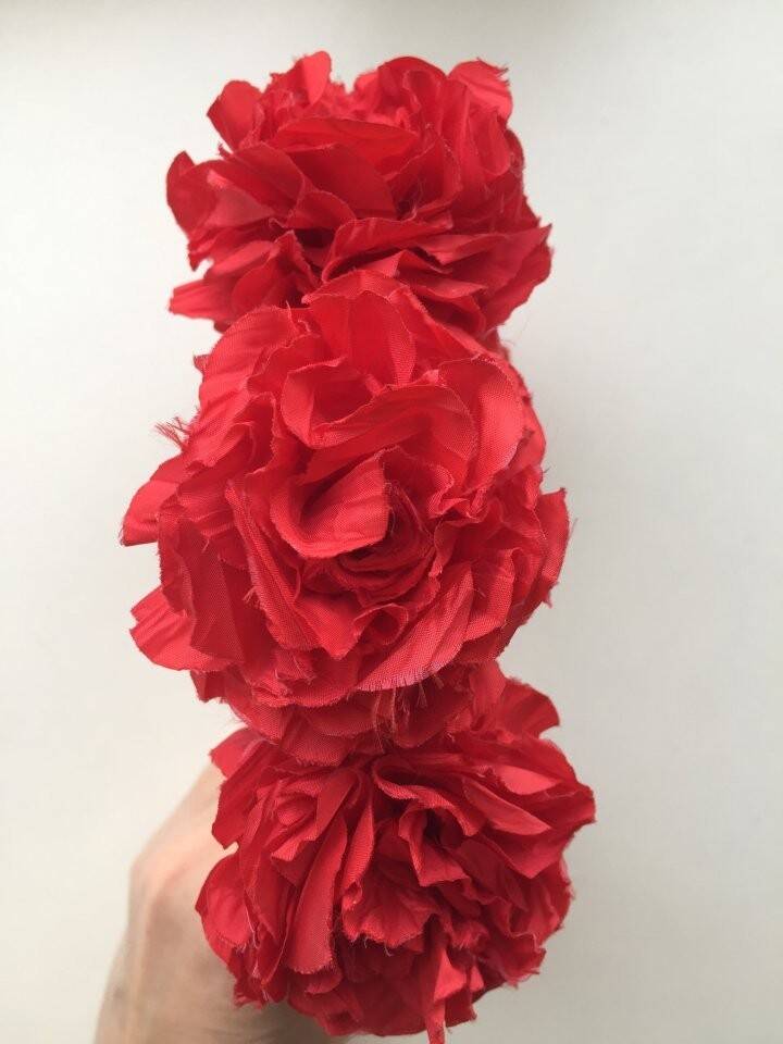 Ободок на волосы в стиле dolce&gabbana красный цветы розы украшение бижутерия аксессуары в Москве фото 4 Личные вещи Москва Ободок на волосы в стиле dolce&gabbana красный цветы розы украшение бижутерия аксессуары в Москве фото 4 Личные вещи Москва