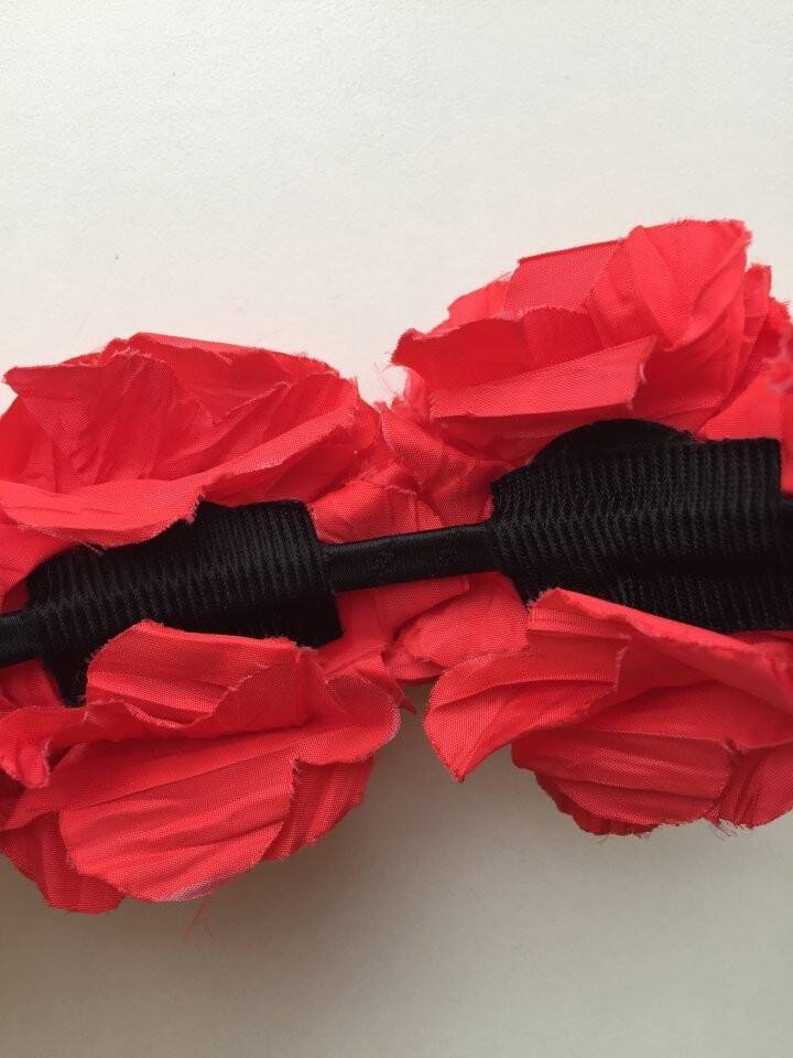 Ободок на волосы в стиле dolce&gabbana красный цветы розы украшение бижутерия аксессуары в Москве фото 2 Личные вещи Москва Ободок на волосы в стиле dolce&gabbana красный цветы розы украшение бижутерия аксессуары в Москве фото 2 Личные вещи Москва