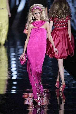 Шоурум одежда обувь италия женская мужская сумки бижутерия украшения аксессуары магазин онлайн интер в Москве фото 1 Личные вещи Москва