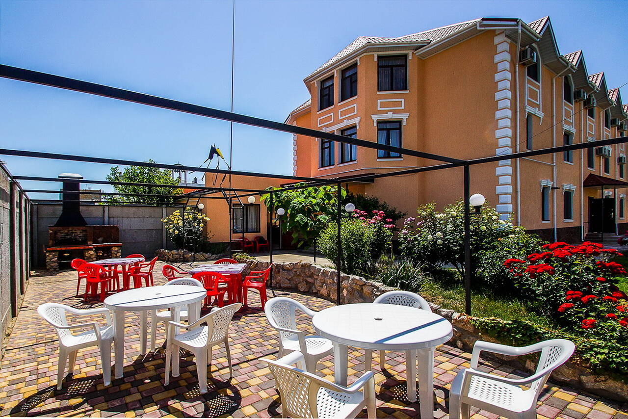 Требуется горничная