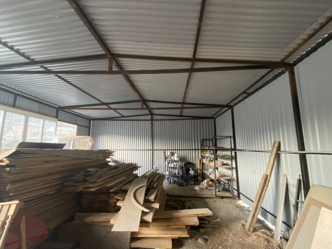 Продаю производственные помещения  + жилой офис