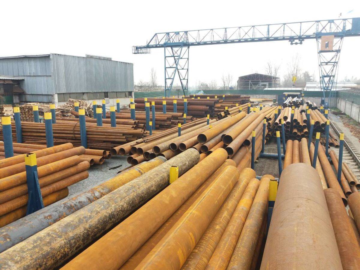 Труба стальная новая и б/у в Екатеринбурге фото 1 Для дома и дачи Екатеринбург