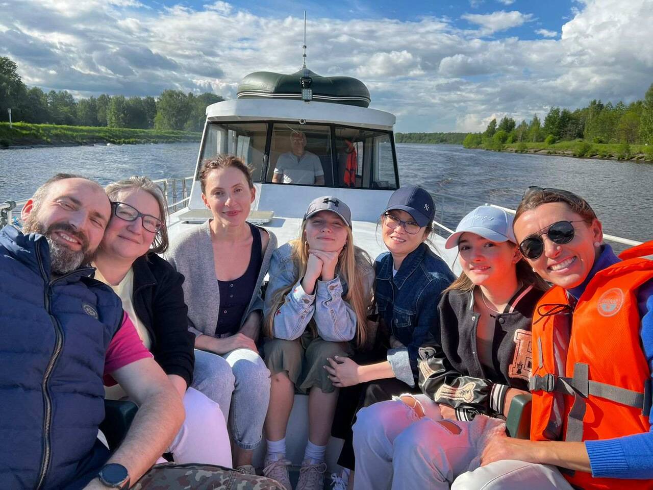 Прогулки на яхте «Lady Natalie», Дмитров