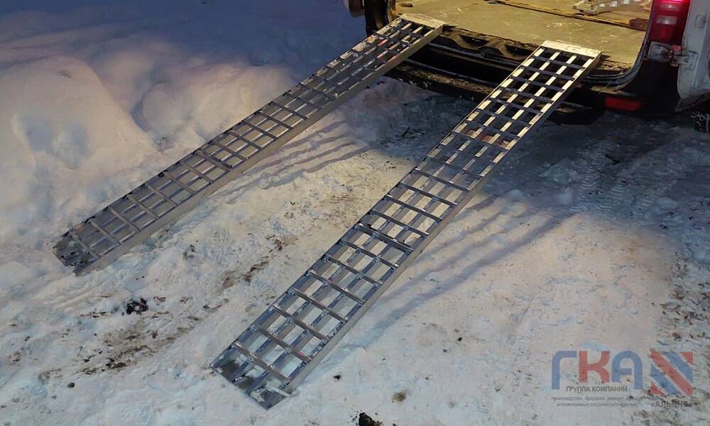 Сходни ГКА 100.50.2/2 Грузоподъёмность до 1600 кг/на пару  в Москве фото 1 Транспорт Москва