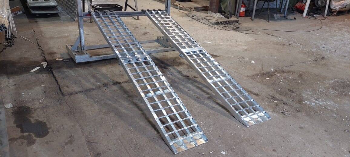 Сходни (аппарели) из алюминия для погрузки техники 1300 кг/на пару  в Москве фото 1 Транспорт Москва