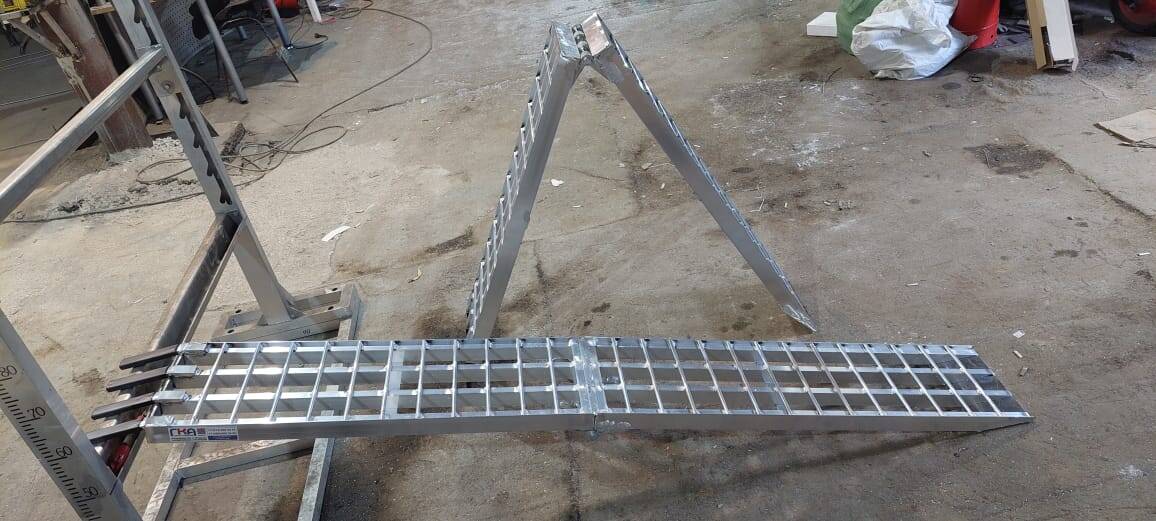 Сходни (аппарели) из алюминия для погрузки техники 1300 кг/на пару  в Москве фото 3 Транспорт Москва