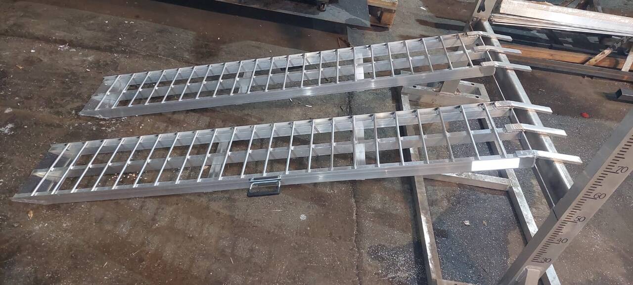 Сходни ГКА 250.40.2/1 Грузоподъёмность до 900 кг/на пару в Москве фото 3 Транспорт Москва Сходни ГКА 250.40.2/1 Грузоподъёмность до 900 кг/на пару в Москве фото 3 Транспорт Москва