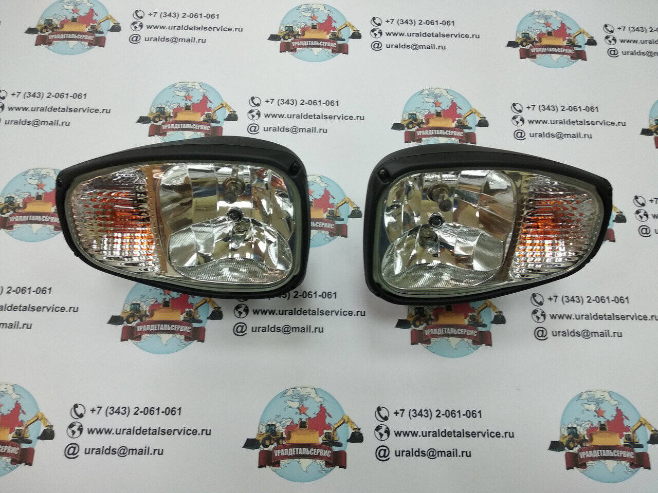 Фара основного освещения UDS-004 (Volvo, JCB, Hidromek, Terex) Заднее крепление в Екатеринбурге фото 1 Транспорт Екатеринбург