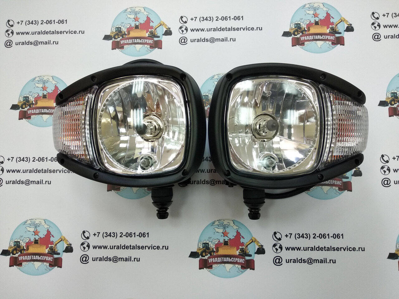 Фара основного освещения UDS-005 (CAT, Terex) Нижнее крепление в Екатеринбурге фото 1 Транспорт Екатеринбург